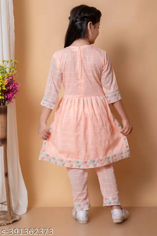 baby Naira Setss cotton blend top pant for girls - floor length, solid color, three-quarter sleeves, traditional Indian style, sizes: 2-3Y, 3-4Y, 4-5Y, 5-6Y, 6-7Y, 7-8Y, 8-9Y, 9-10Y. Made in India
