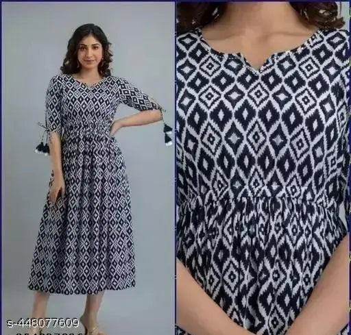 Daily wear women's three-quarter sleeve printed cotton kurti, 100% cotton, XS-XXL sizes. Indian handloom fashion accessory on mannequin