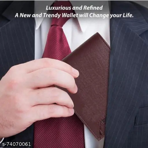 Brown artificial leather men's wallet, regular size (13 card slots), solid pattern for casual or formal use. Ultra-slim design suitable for all trousers. Multiple compartments for cards, coins, and cash. Ideal gift for boys, men, friends, or family members