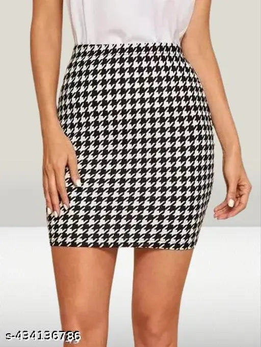 Printed black mini skirt, casual polyester blend for women's trendy fashion, size 28 (waist 15in, length 16in, hip 13in)