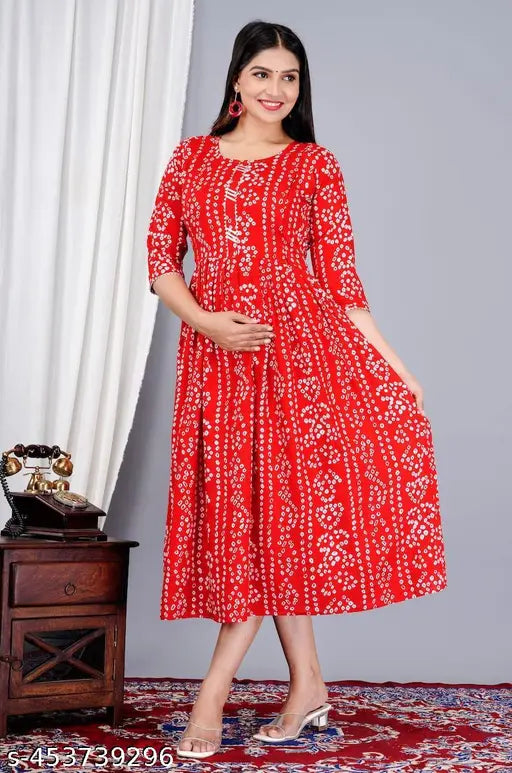 Rayon maternity print kurta with three-quarter sleeves, ideal for pregnancy fashion from India