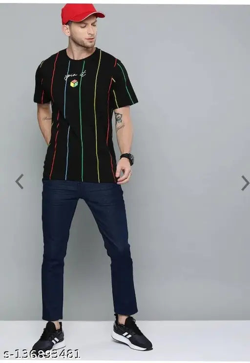Men's black cotton striped t-shirt, blue red green stripes, pure cotton, short sleeves, suitable for all occasions, perfectly tailored, two front pockets, two zippers, India origin