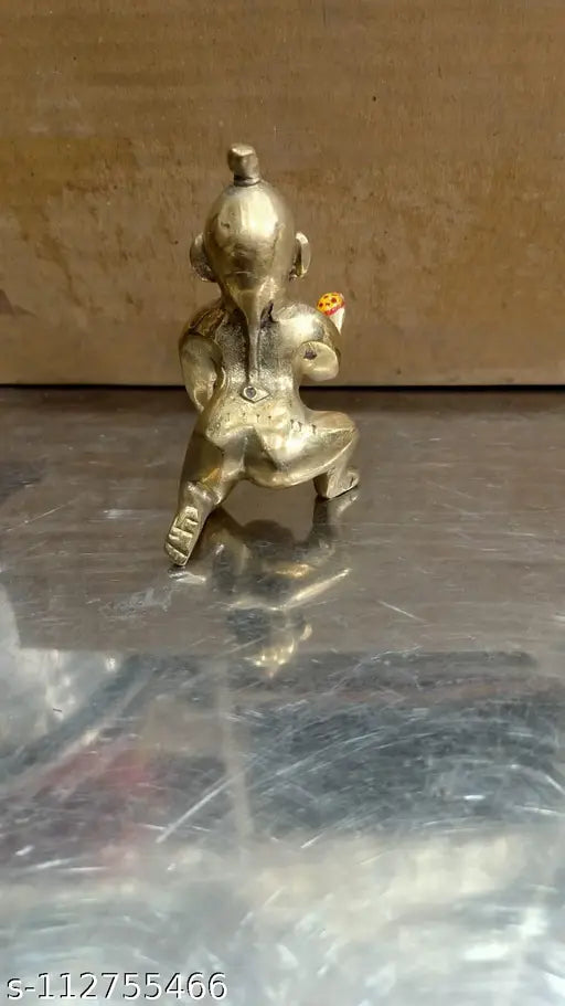 Blue-eyed brass Krishna idol, traditional Indian Krishna statue - size 2