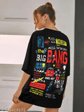 Women's cotton graphic printed oversize regular t-shirt, colorful trendy texture, short sleeves