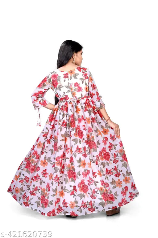 Georgette gown with matching dupatta, three-quarter sleeves, printed pattern, single size 9-14 years old, Indian handloom formal wear