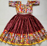 Kids baby girl's printed satin lehenga choli set on mannequin, net readymade wedding wear for kids girls