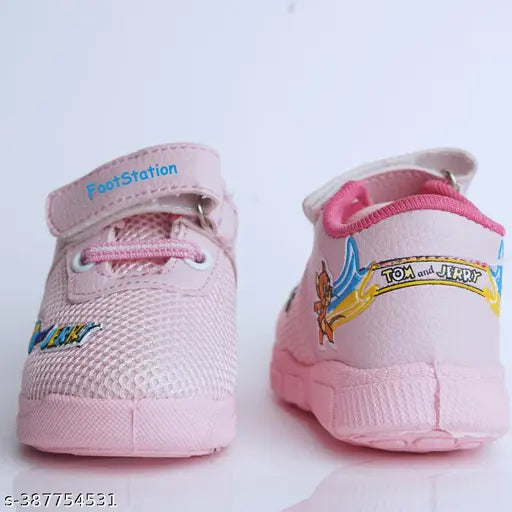 Vibrant mesh and PVC Footstation Melody Stride infant shoes with printed design, easy to fasten with Velcro straps