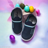 Navy blue casual slip-on shoes for kids age 1.5-3.5 years, ideal for sports and all seasons. Soft polyester sole with PVC back detail, breathable lining, and stretchy elastic panels for a snug fit. Versatile design suitable for indoor and outdoor wear