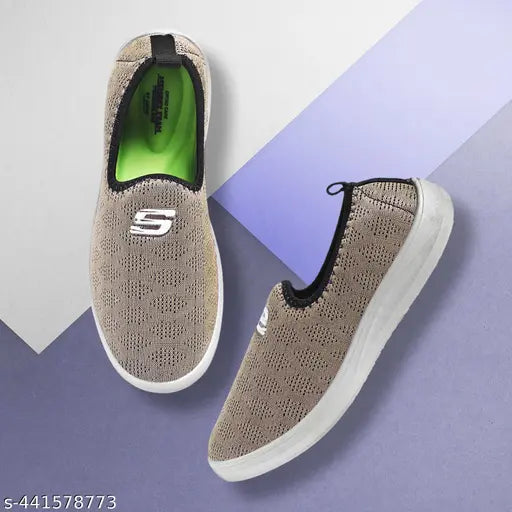 Textured canvas and PVC FIXTIN Classy Women's sport shoes, closed back with net detail, available in sizes IND-4 to IND-9