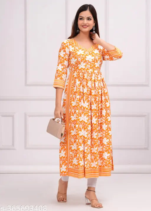 Viscose rayon three-quarter sleeve printed women's kurtas in various sizes, Indian ethnic wear