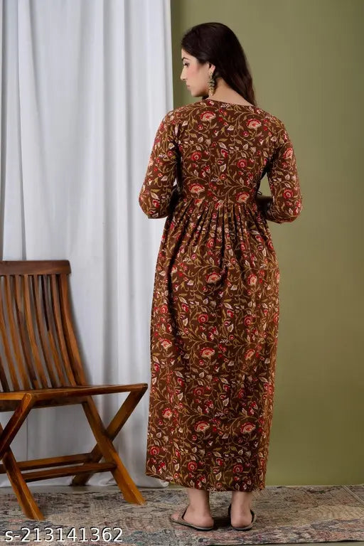 Pure cotton printed maternity gown, three-quarter sleeves, breathable fabric, ideal for baby shower events, made in India (M, L, XL, XXL sizes: 50in length)