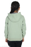 Warm polycotton printed hoodie sweatshirt for girls, winter weather-resistant fashion