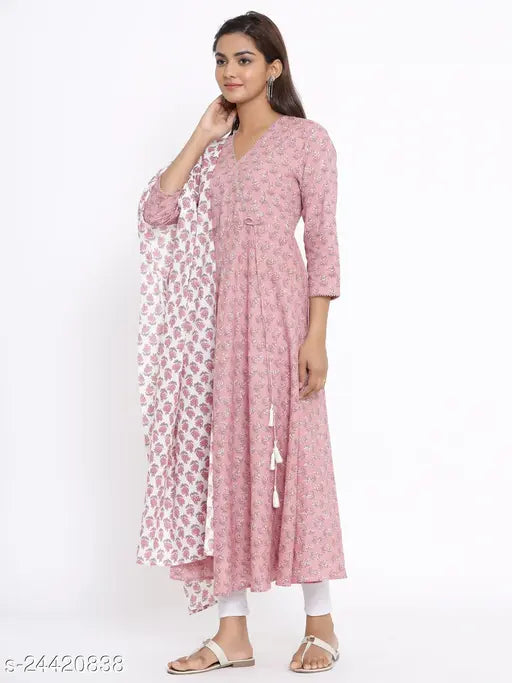 Women's pink floral print cotton Anarkali Kurta and Dupatta with 3/4 sleeves, V-neck, and tailored for a comfortable fit. Available in various sizes from S to 5XL. Indian handcrafted design, perfect for ethnic wear