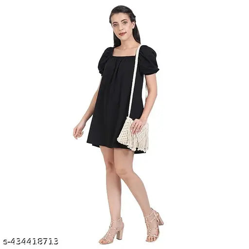 Handwoven Bohemian Macrame Bag, sustainable design, cotton fabric, 1 compartment, embroidered net, free size (8in L x 10in W x 1in H) - India