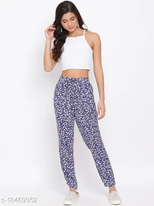 Blue viscose women's pant with floral print, regular fit from Oxolloxo