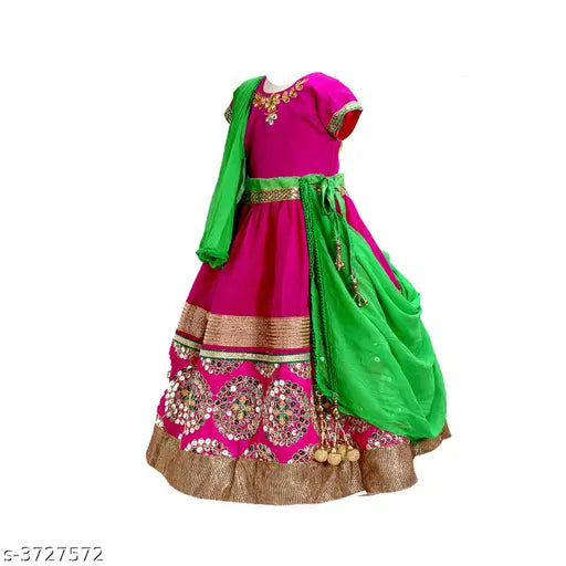 Acrylic embroidered Lehanga Choli set for kids, solid pattern on 0-1 year lehenga with short sleeves