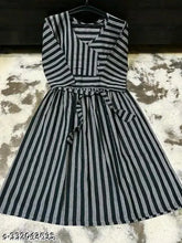 Striped three-quarter sleeve cotton kurti for women, single size options available from S to XXXL. Indian ethnic wear on mannequin