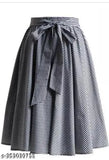 Grey cotton gingham women's skirt with checked pattern, size 24 (waist 24in, length 28in), made in India