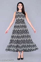 Rayon sleeveless printed kurti from India, Aagyeyi Drishya in vibrant colors on display