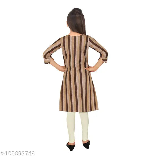 Striped cotton blend kurti set with leggings for girls, A-line style, knee-length, three-quarter sleeves. Made in India