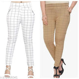 White and brown checked lycra double-pocket jeggings for women, absolute comfort and body fit on a fashionable model