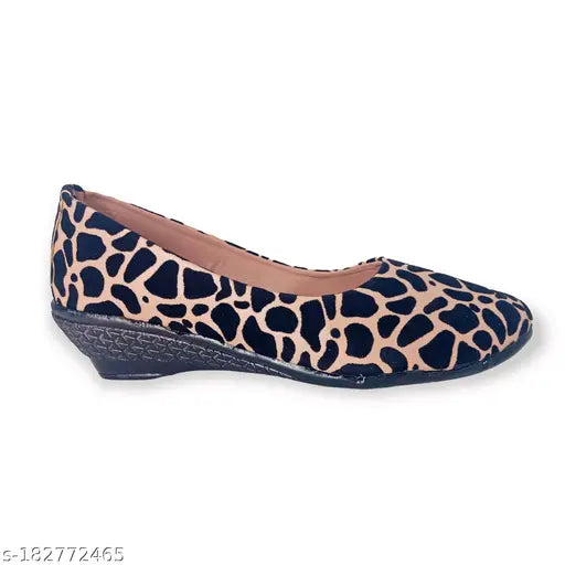 Pink camouflage synthetic bellies ballerinas by FiiA, India - comfortable slip-on dance shoes