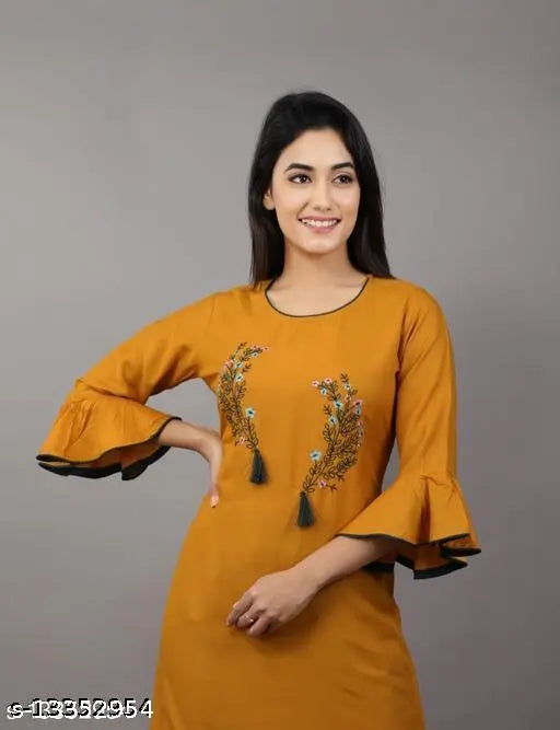 Women's printed rayon party wear kurta set with sharara, three-quarter sleeves, net pattern, India origin