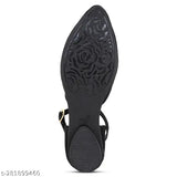 Black velvet Shoelezza ankle bellies, trendy women's footwear for party and office