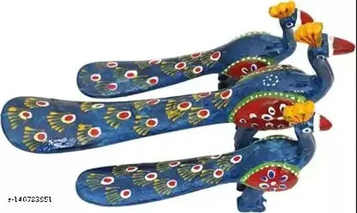 Antique-look poly resin musical instrument showpiece, 10cm x 10cm x 10cm for home, office or temple decoration