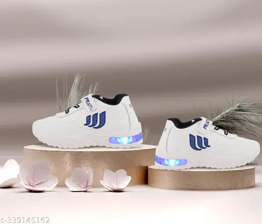 Blue EVA light-up shoes for kids' outdoor play, comfortable and breathable with a stylish color-changing lighting effect