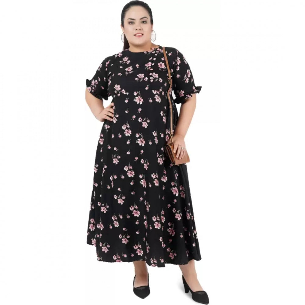 Black poly crepe women's maxi dress for casual wear, round neck with short sleeves