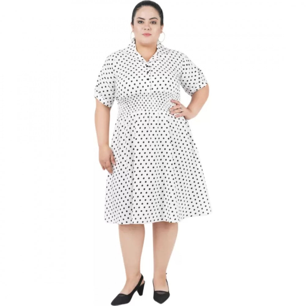 White poly crepe cinched waist casual dress for women on mannequin