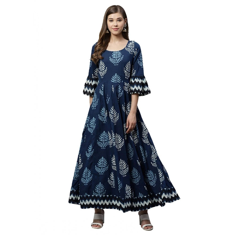 Blue cotton printed regular kurti with round neck, three fourth sleeves on model