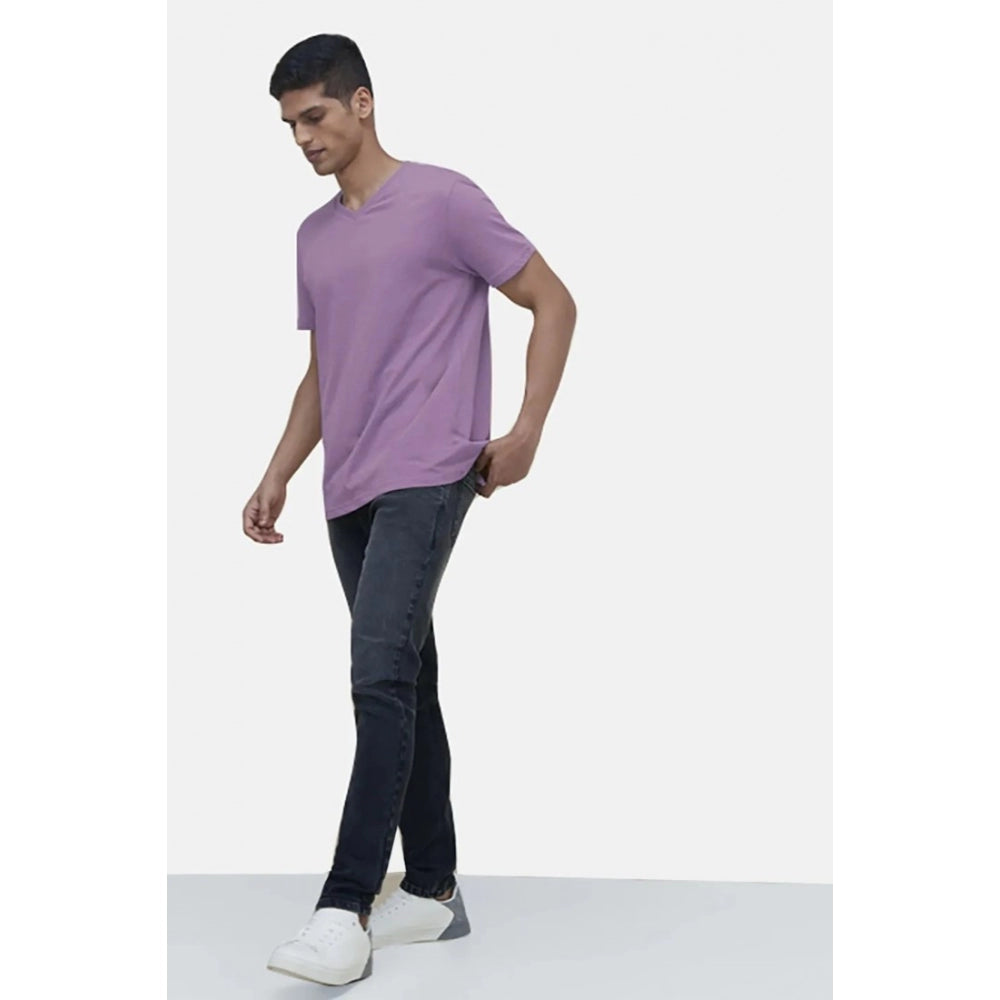Lilac solid cotton men's casual half sleeve V-neck T-shirt - regular fit