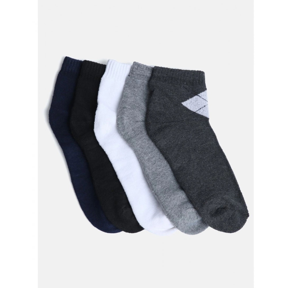 Assorted cotton-blended mid-calf men's casual socks with solid patterns
