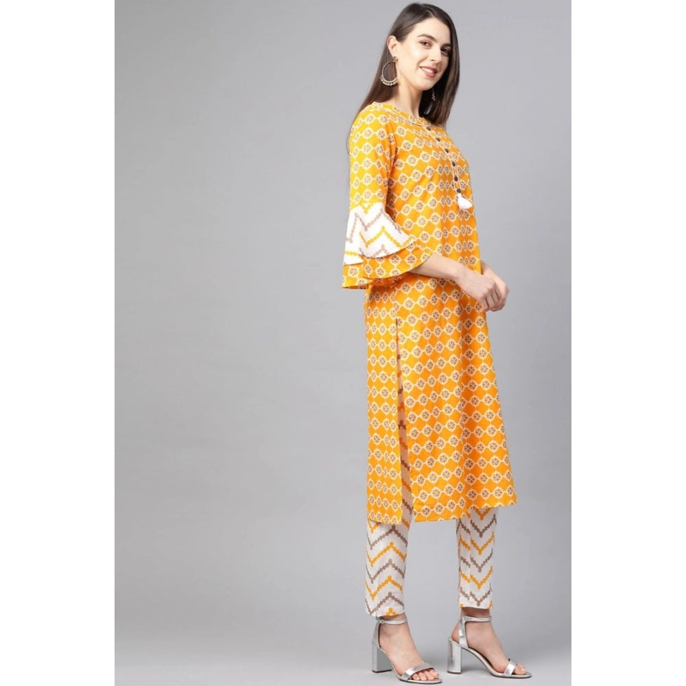 Mustard floral printed cotton women's casual 3/4 sleeve knee-length kurti set