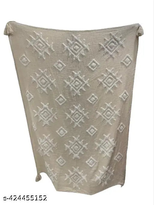 Indian-made, 350 count, ultra-soft cotton blend slubbed throw featuring ethnic kelim motifs for all-season use