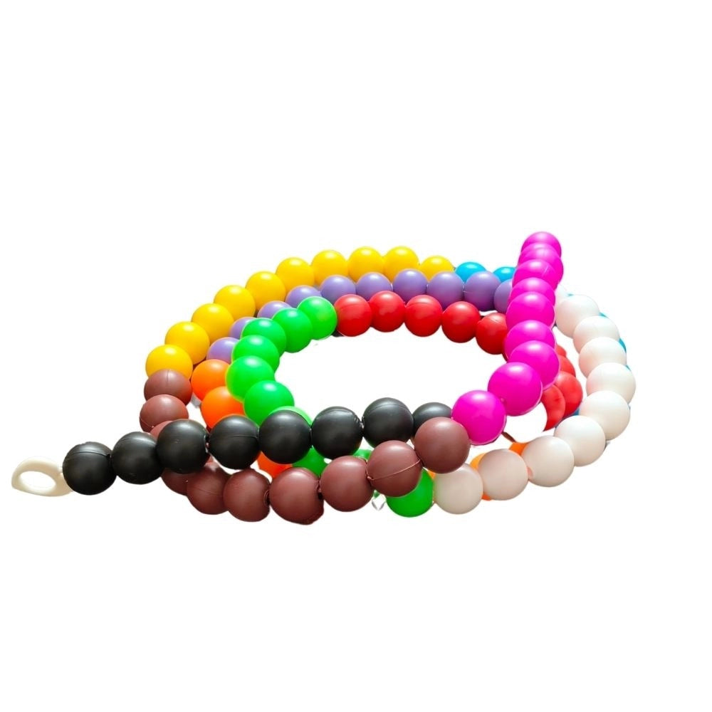 Assorted plastic counting frame for kids aged 3+. Enhances number recognition and coordination skills