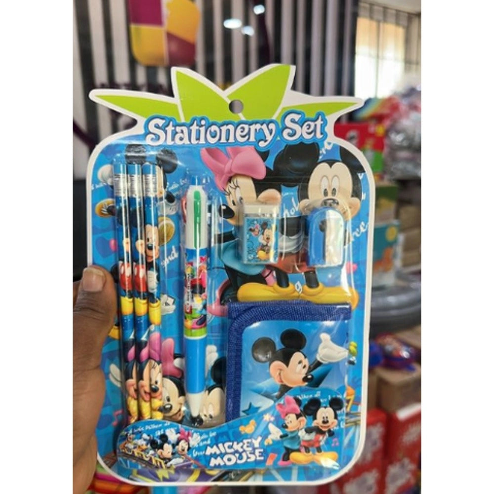 Assorted plastic Micky Mouse stationery set for toddlers aged 3+. Includes 3 pencils, pen, eraser, sharpener, and wallet