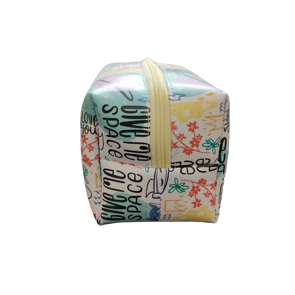 Assorted canvas stationery pouch - Perfect organizer for kids' school supplies (3+ years)