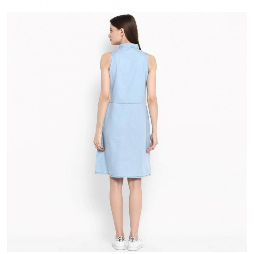 Blue denim solid sleeveless below-knee dress for women, casual wear on a mannequin