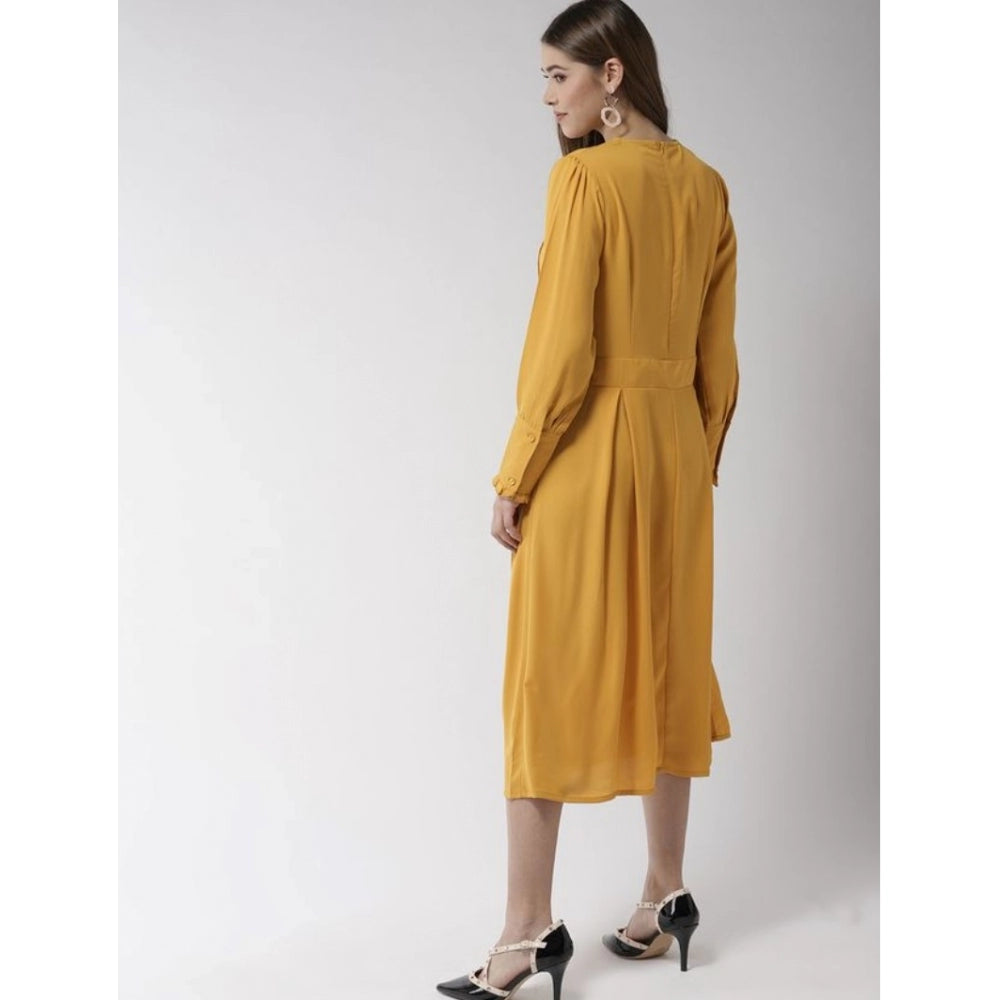 Yellow polyester pintuck long sleeves below knee dress with round neck