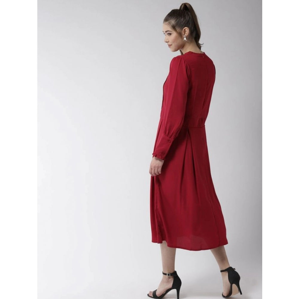 Red polyester pintuck long sleeves below-knee dress, round neck with long sleeves