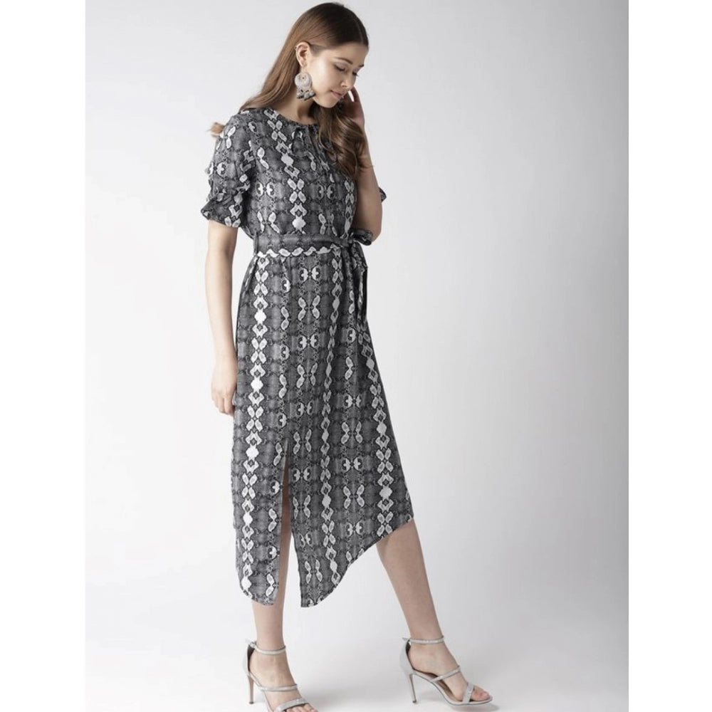 Black & White animal print polyester knee-length dress on model, short sleeves and round neck