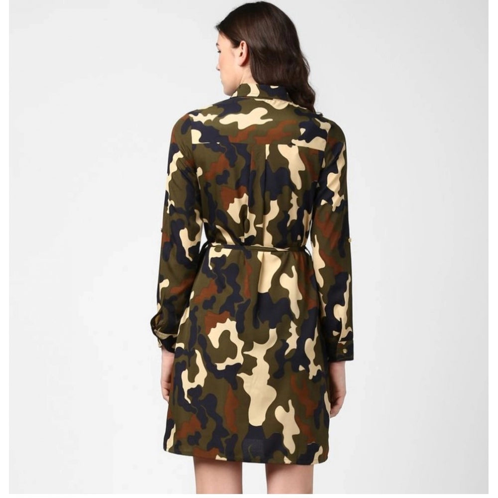 Green & Black Polyester Printed Roll-Up Sleeve Tunic Top on model