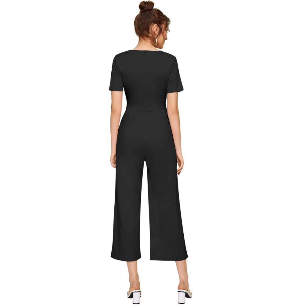 Black knitting stretchable jumpsuit with round neck and cap sleeves