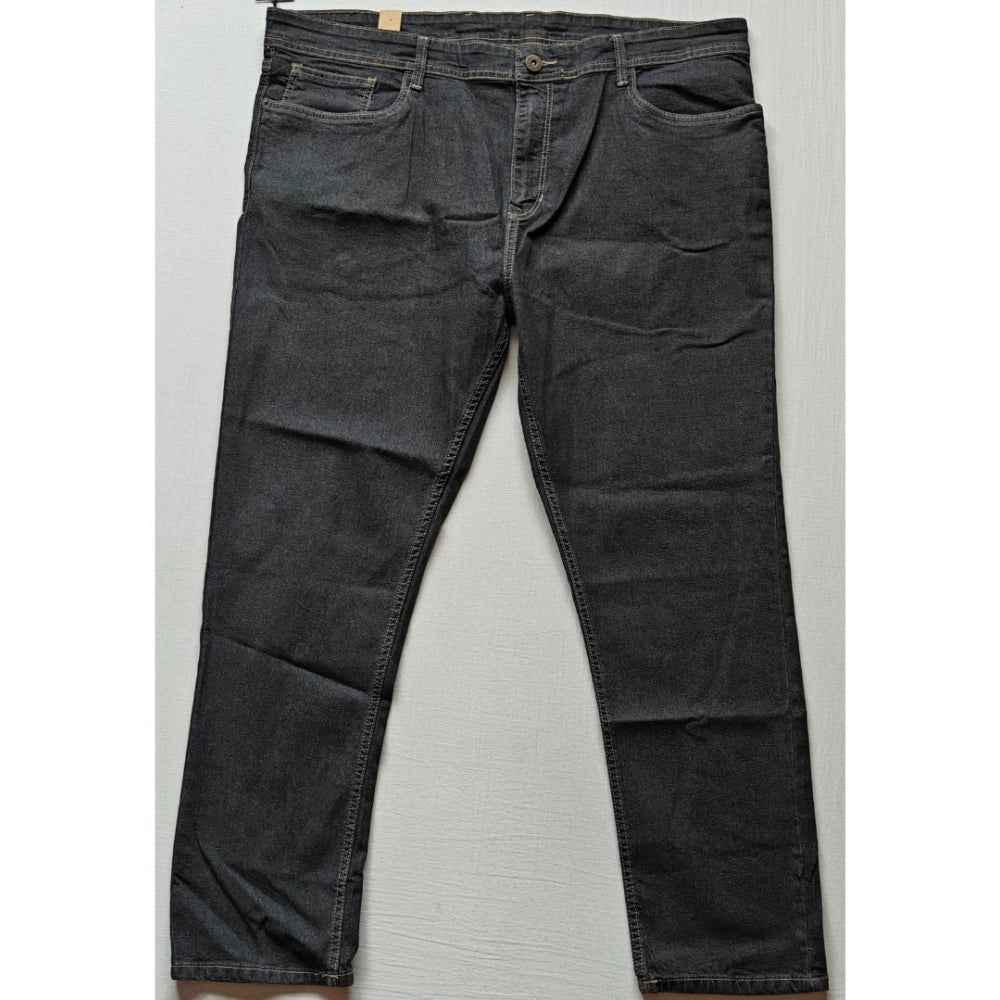 Dark grey cotton blended solid plus size men's jeans - durable comfort for everyday wear