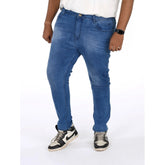 Men's cotton blended solid plus size blue jeans, mid-rise with button closure