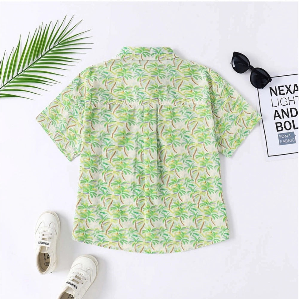 Green cotton blend short sleeve shirt for kids with printed design