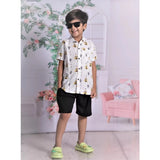 White cotton blend printed short sleeve shirt & shorts set for kids